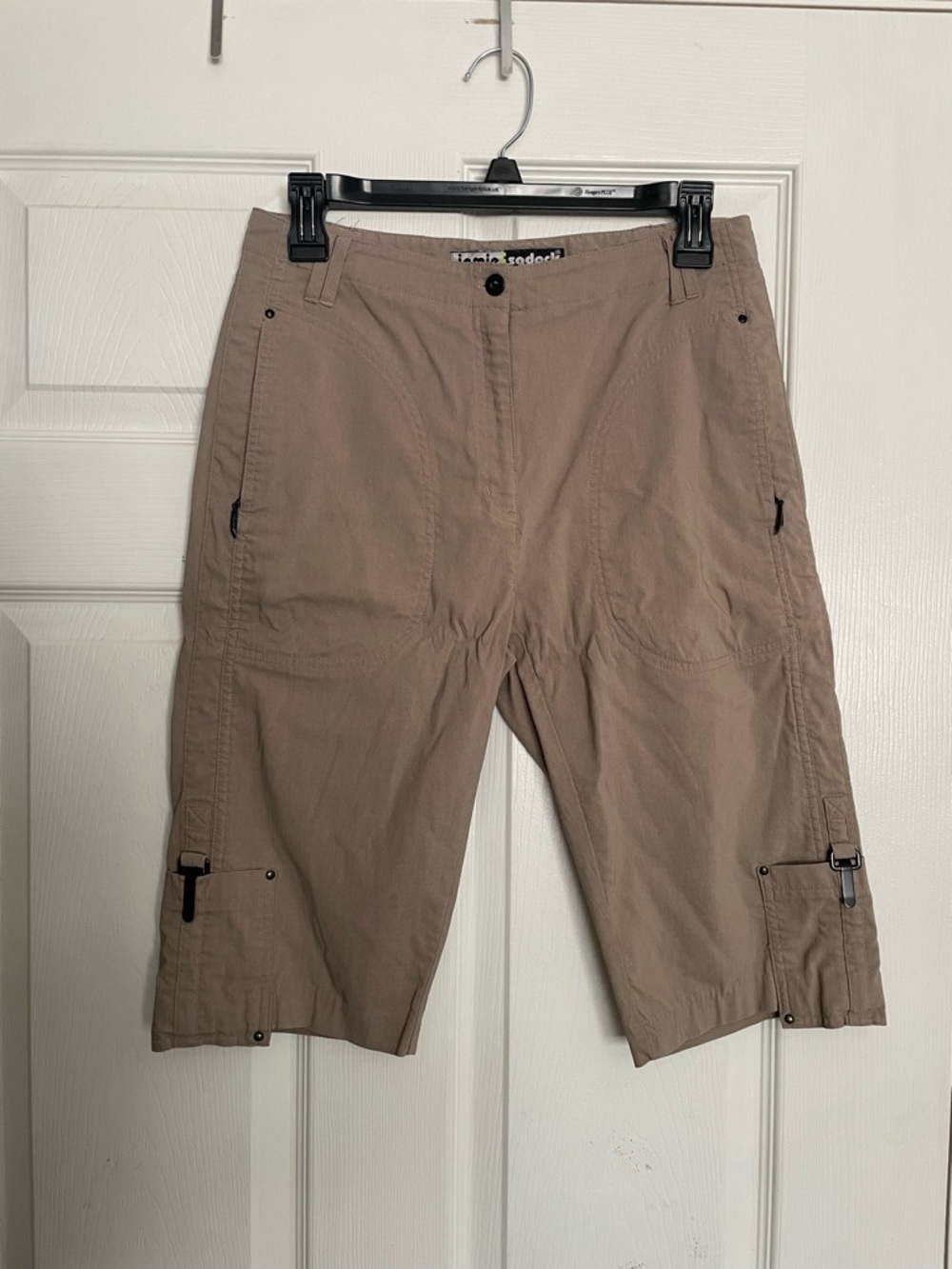 Jamie Sadock Women’s size 4 Khaki Cargo Golf Long Shorts
